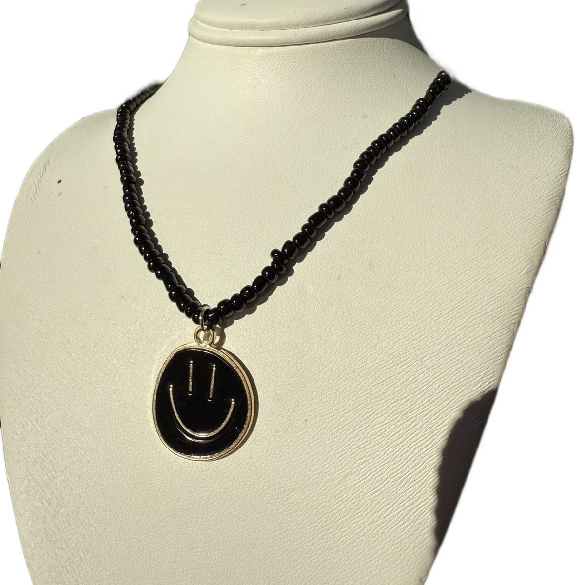 Colorful Beaded Necklaces With Smiley Face Pendants For Women/Girls -Versatile Casual Attire