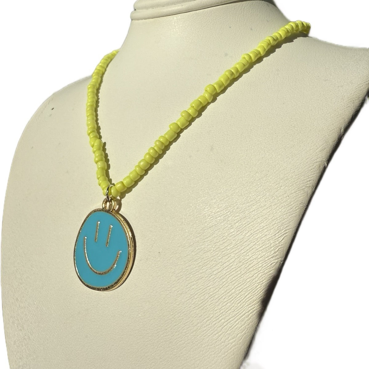 Colorful Beaded Necklaces With Smiley Face Pendants For Women/Girls -Versatile Casual Attire