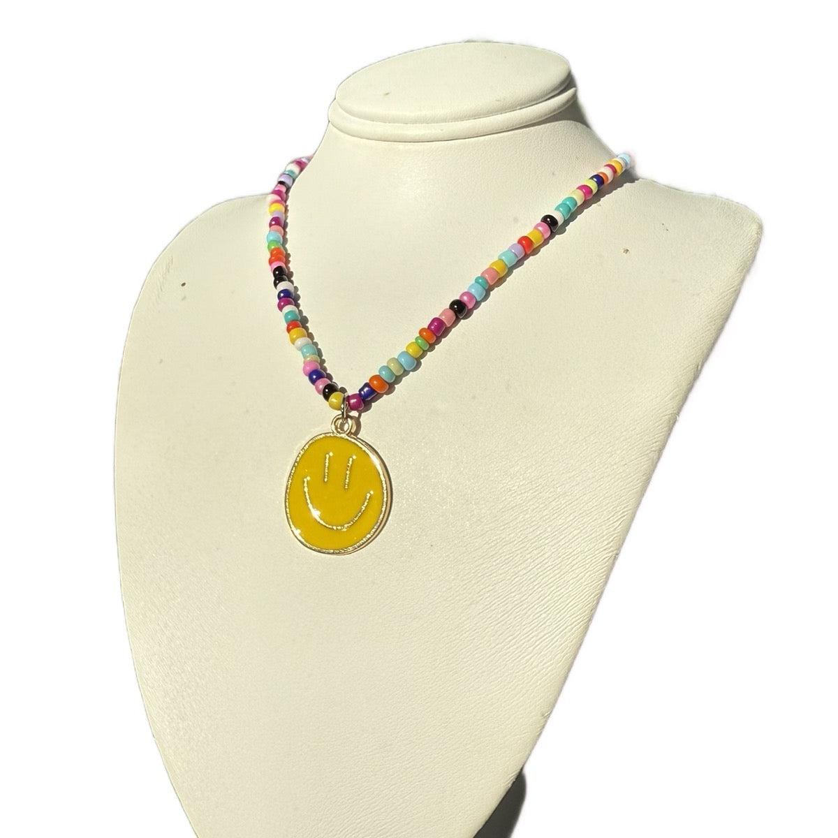 Colorful Beaded Necklaces With Smiley Face Pendants For Women/Girls -Versatile Casual Attire